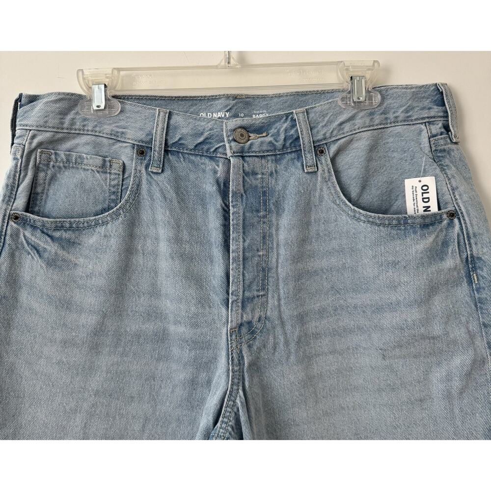 Old Navy Womens Mid Rise Baggy Cut Off Jean Bermuda Shorts Light Dip Size 10 NWT - Picture 3 of 5
